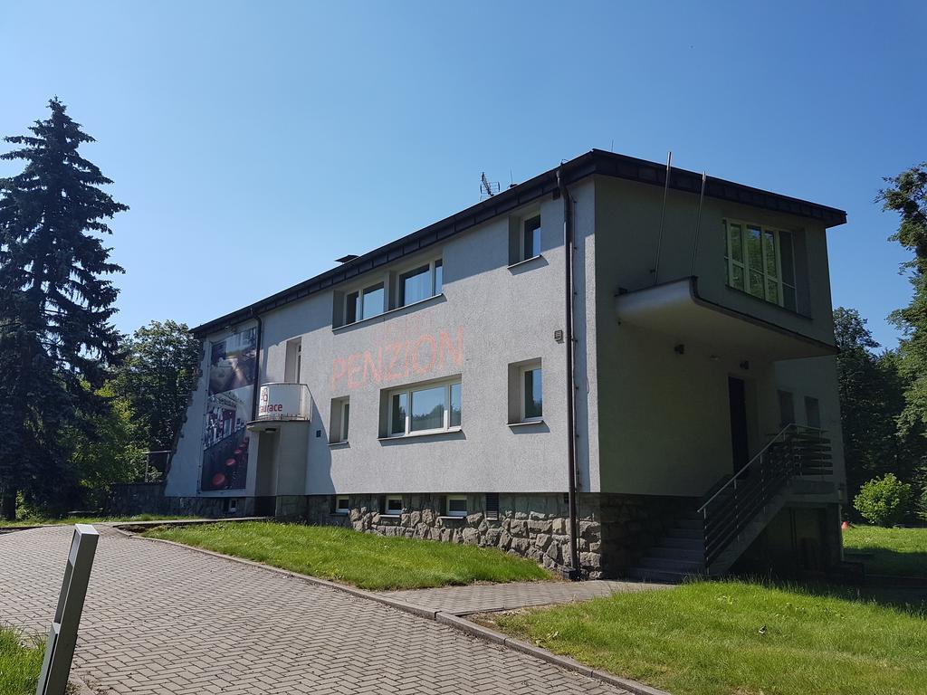 Penzion Branabeskyd Frýdlant nad Ostravicí Bagian luar foto