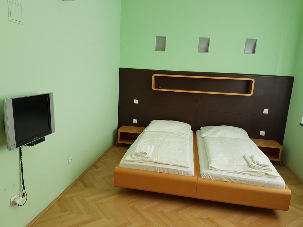 Penzion Branabeskyd Frýdlant nad Ostravicí Bagian luar foto