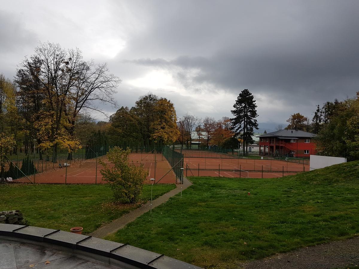 Penzion Branabeskyd Frýdlant nad Ostravicí Bagian luar foto
